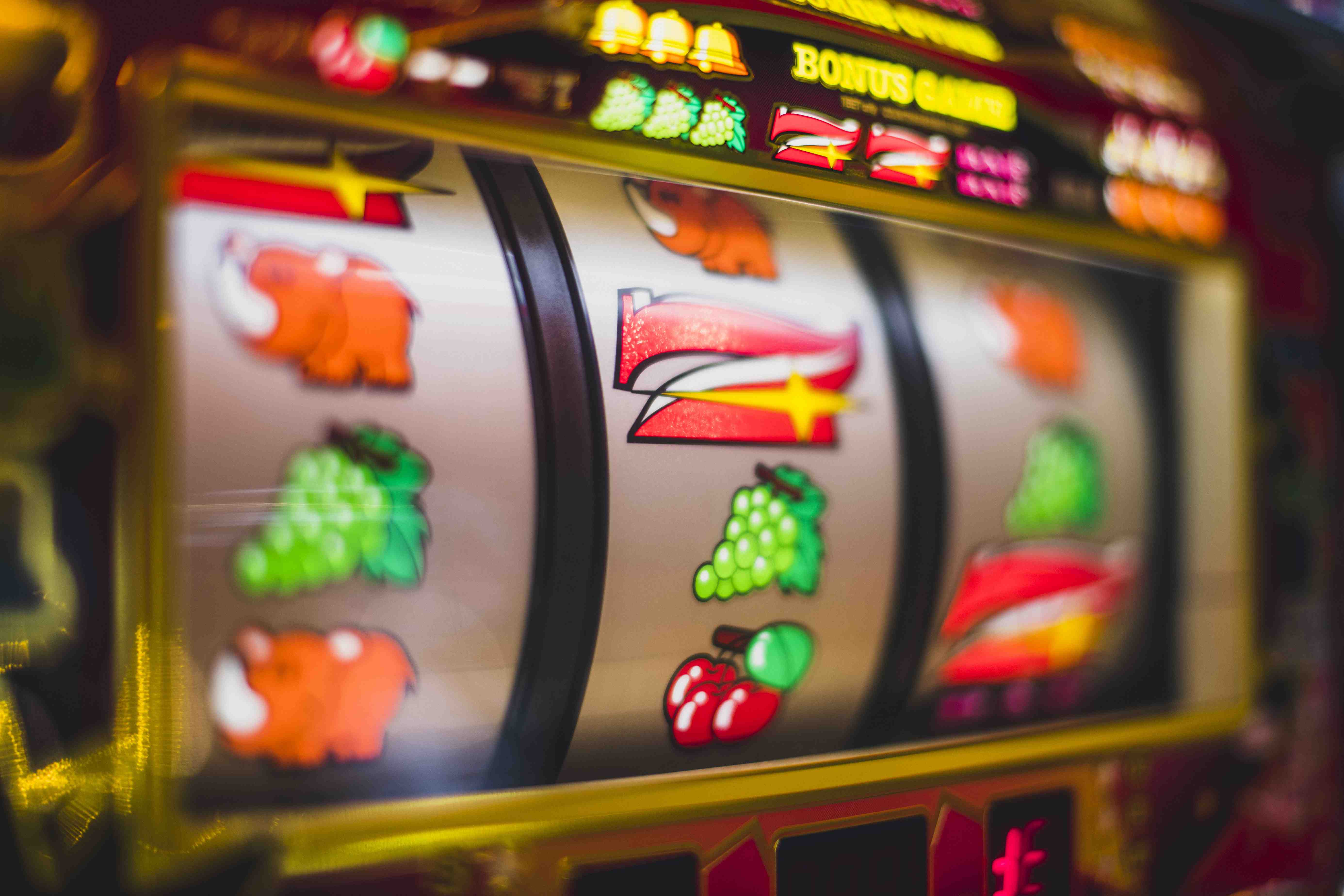 Filipino player enjoying online bingo games on go123bet mobile app